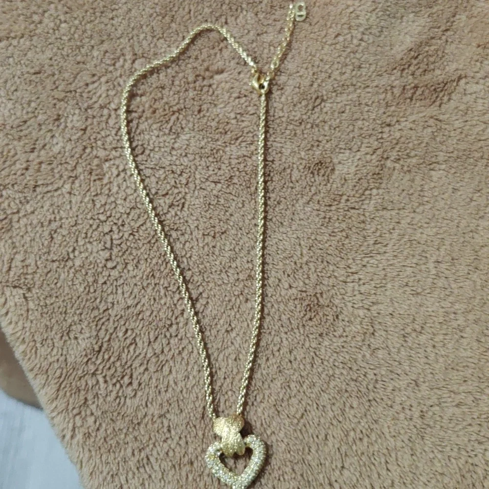 Christian Dior Heart Motif Rhinestone Gold Tone Pendant Necklace With Dust Bag - Picture 3 of 11
